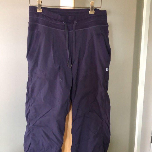 COPY - Lululemon pants - Picture 4 of 9